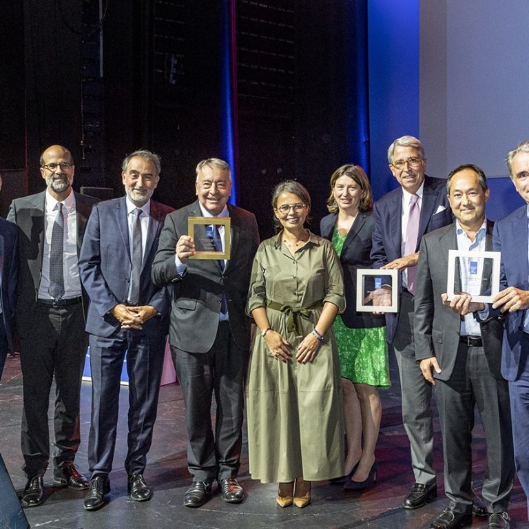 Prix meilleure opération financière, Club des trente - influence factory